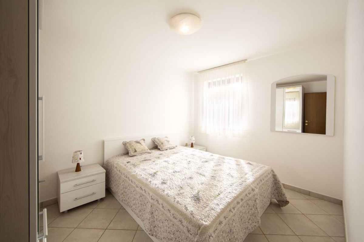 Apartment In Ravni/Istrien 8872 Zewnętrze zdjęcie